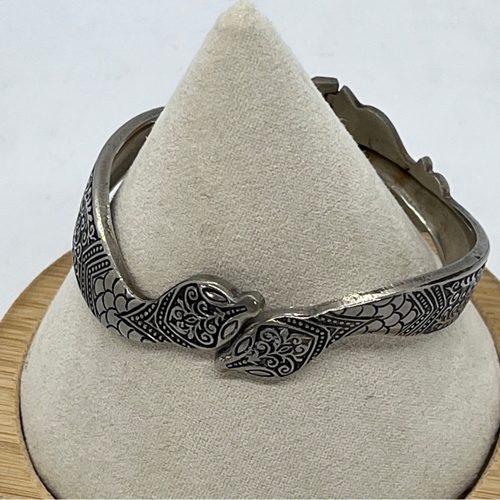 Vintage Peckham Seamless Mfg Co. Double Head Snake Clamper Bracelet As Is Boho